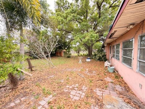 986 Tropical Palm Ave, North Fort Myers, FL, 33903-4269 | Card Image