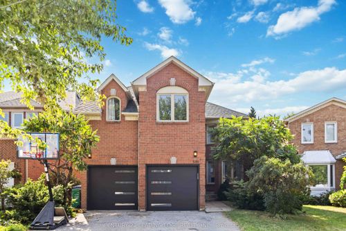 5201 Champlain Trail, Mississauga, ON, L5R3B1 | Card Image