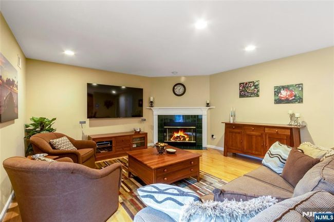 549 Alosio Dr, House other with 4 bedrooms, 4 bathrooms and null parking in River Vale NJ | Image 12