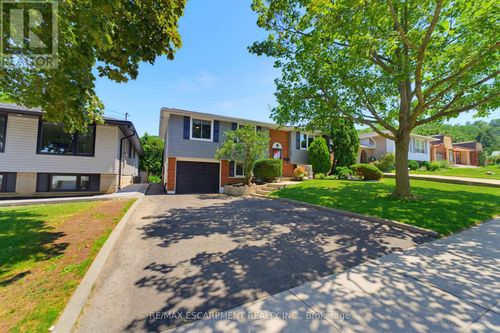164 Hanover Place, Hamilton (Vincent), ON, L8K5X6 | Card Image