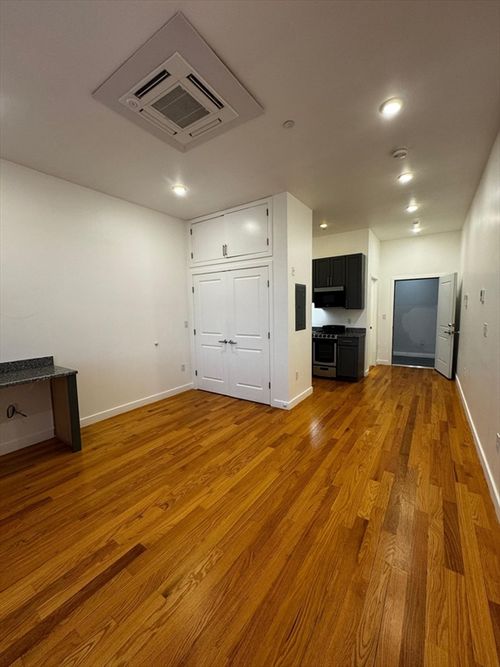 apt-408-64 Market St, Lynn, MA, 01901-1154 | Card Image