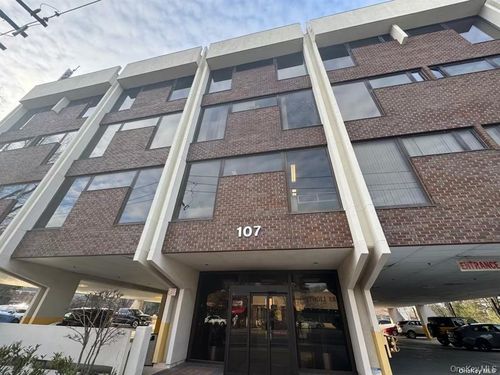 202-107 Northern Blvd, Great Neck, NY, 11021-4309 | Card Image