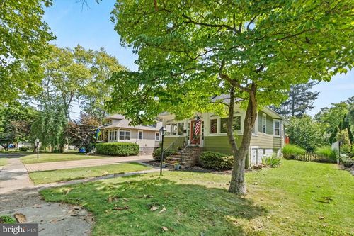 313 Fairview Ave, MOORESTOWN, NJ, 08057-2315 | Card Image