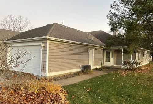 100 Idle Hour Ct, Wabasha, MN, 55981-1784 | Card Image
