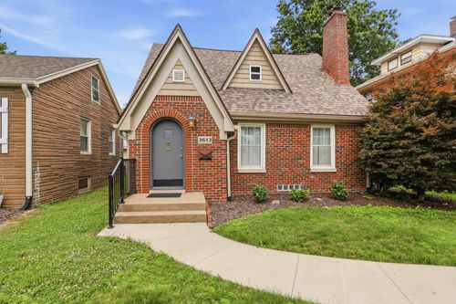2612 E 18th Street E, Davenport, IA, 52803 | Card Image