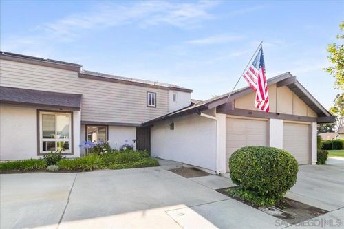 220 Eveningside Gln, Escondido, CA, 92026-1334 | Card Image