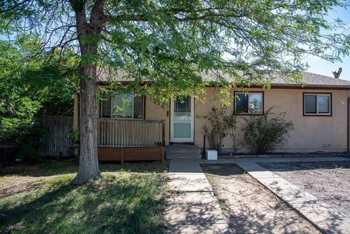 556 Pear St, Pueblo, CO, 81005-1533 | Card Image