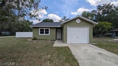 2718 Lorraine Dr, LEESBURG, FL, 34748 | Card Image