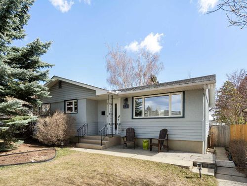 142 Winston Dr Sw, Calgary, AB, T3C2P9 | Card Image