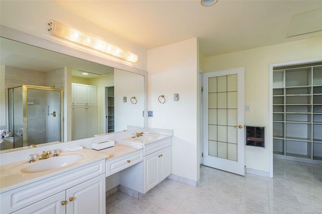 6633 Chisholm Trail, House other with 5 bedrooms, 5 bathrooms and 4 parking in Duncan BC | Image 16