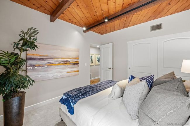 2036 Santa Fe Ave, Condo with 3 bedrooms, 2 bathrooms and 4 parking in Del Mar CA | Image 20
