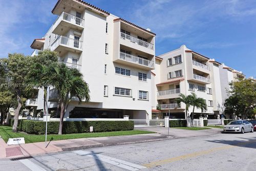 apt-303-49 Majorca Ave, Coral Gables, FL, 33134-4668 | Card Image