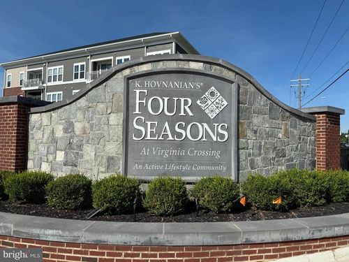 303-13970 Englefield Dr, WOODBRIDGE, VA, 22193 | Card Image
