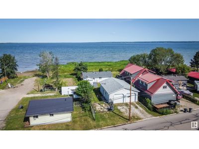 5036 50 Ave, House other with 1 bedrooms, 1 bathrooms and null parking in Alberta Beach AB | Image 2