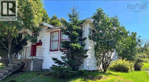 1386 E Prince St, Salmon River, NS, B2N1J7 | Card Image