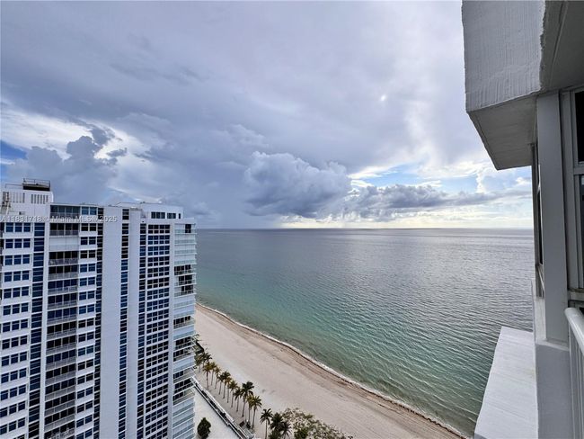 APT-2807 - 1370 S Ocean Blvd, Condo with 2 bedrooms, 2 bathrooms and null parking in Pompano Beach FL | Image 15