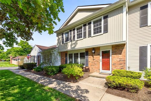80 New Wickham Dr, Penfield, NY, 14526-2732 | Card Image