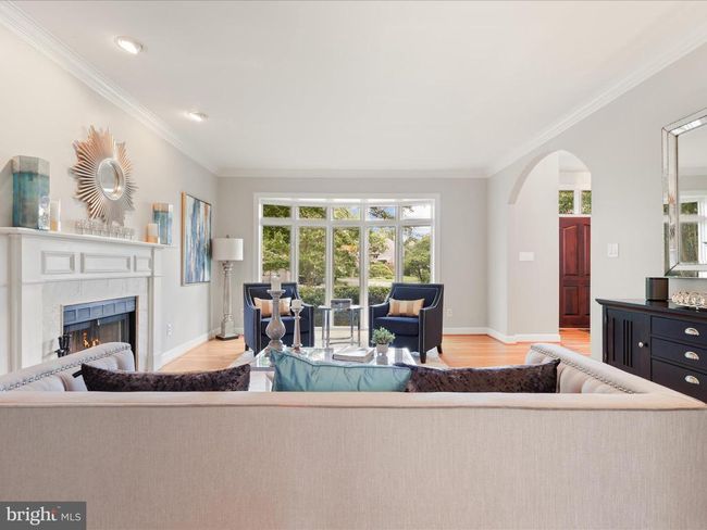 12024 Walnut Branch Rd, House other with 6 bedrooms, 5 bathrooms and null parking in RESTON VA | Image 14
