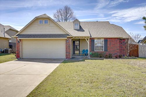 20316 43rd St, Broken Arrow, OK, 74014-1578 | Card Image