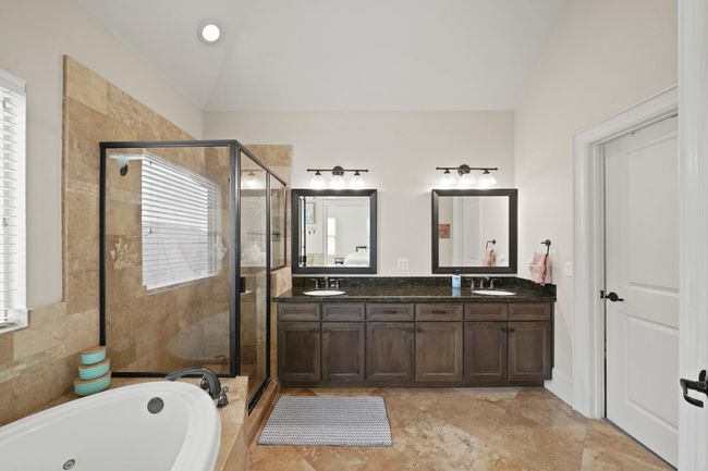 Primary bath on top floor. | Image 16