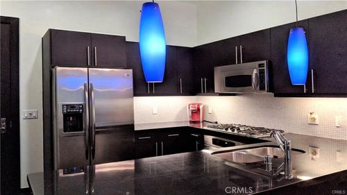 unit-806-655 S Hope St, Los Angeles, CA, 90017-3220 | Card Image