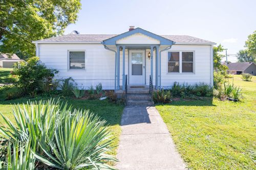7 S West St, North Salem, IN, 46165-9576 | Card Image