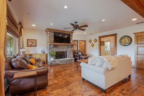 unit-102-1633 Scenic Dr, Graford, TX, 76449-5536 | Card Image