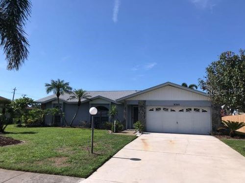 8305 12th Avenue Dr Nw, BRADENTON, FL, 34209-9619 | Card Image