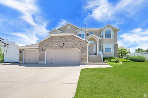 5664 S 3700 W, Roy, UT, 84067-8119 | Card Image