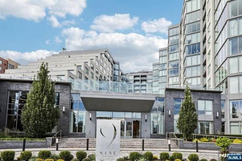 9 Ave At Port Imperial, West New York, NJ, 07093-7100 | Card Image