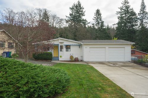 4211 Bryce Drive, Anacortes, WA, 98221 | Card Image