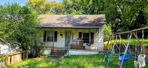 720 W Madison St, Pulaski, TN, 38478-2614 | Card Image