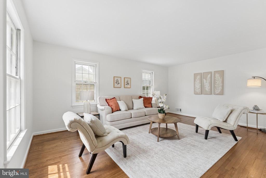 Residential in KENSINGTON 3