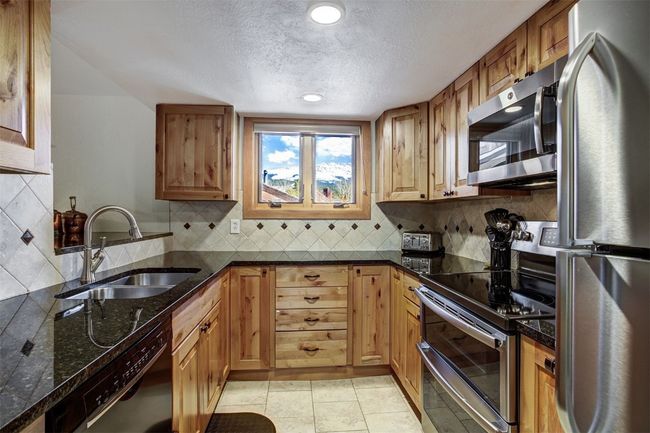 5 - 148 Broken Lance Dr, Condo with 3 bedrooms, 2 bathrooms and null parking in BRECKENRIDGE CO | Image 11
