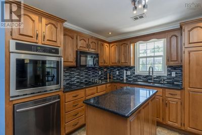 957 Parkside Dr, House other with 5 bedrooms, 3 bathrooms and null parking in Centreville NS | Image 3