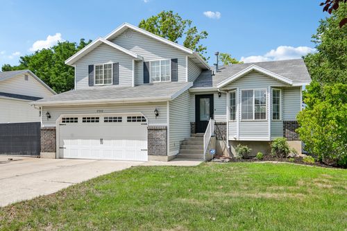 3540 W 8070 S, West Jordan, UT, 84088-4575 | Card Image