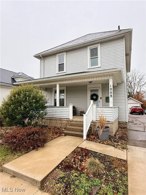 1008 Union Ave Nw, New Philadelphia, OH, 44663-1033 | Card Image