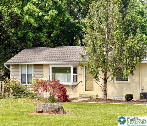 b-9751 Newtown Rd, Breinigsville, PA, 18031-1812 | Card Image