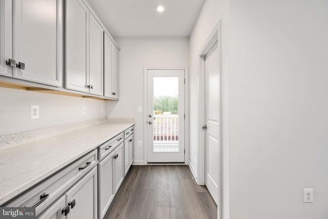 10170 Queens Way, Townhouse with 4 bedrooms, 4 bathrooms and null parking in MANASSAS VA | Image 26