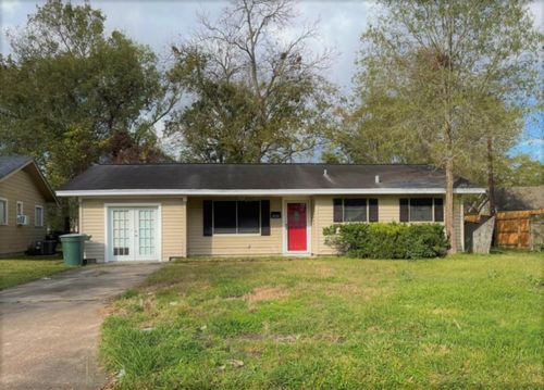 5030 Stardust Dr, Beaumont, TX, 77706-6834 | Card Image