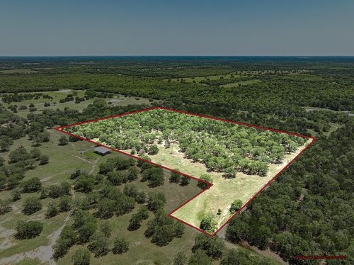4638 Red Hollow Rd, Smithville, TX, 78957-2187 | Card Image