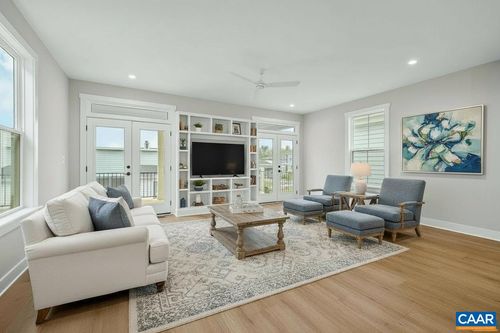 444 Nicholson St, CHARLOTTESVILLE, VA, 22901-3778 | Card Image