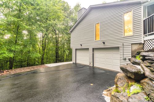 40 N Mountain Road, Canton, CT, 06019 | Card Image