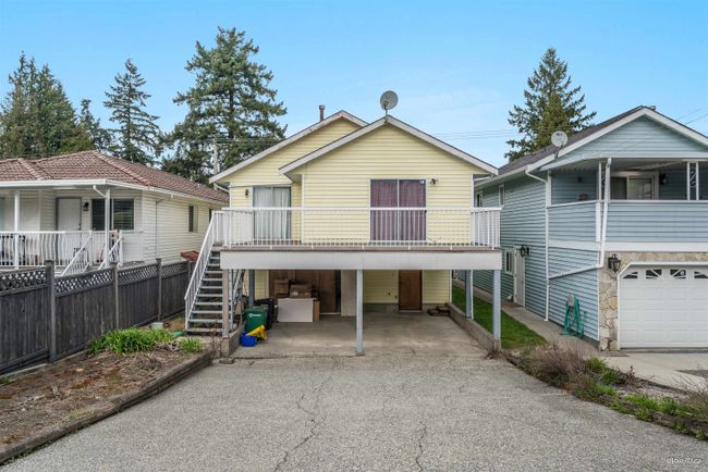 8384 16 Th Avenue, House other with 5 bedrooms, 3 bathrooms and 4 parking in Burnaby BC | Image 38