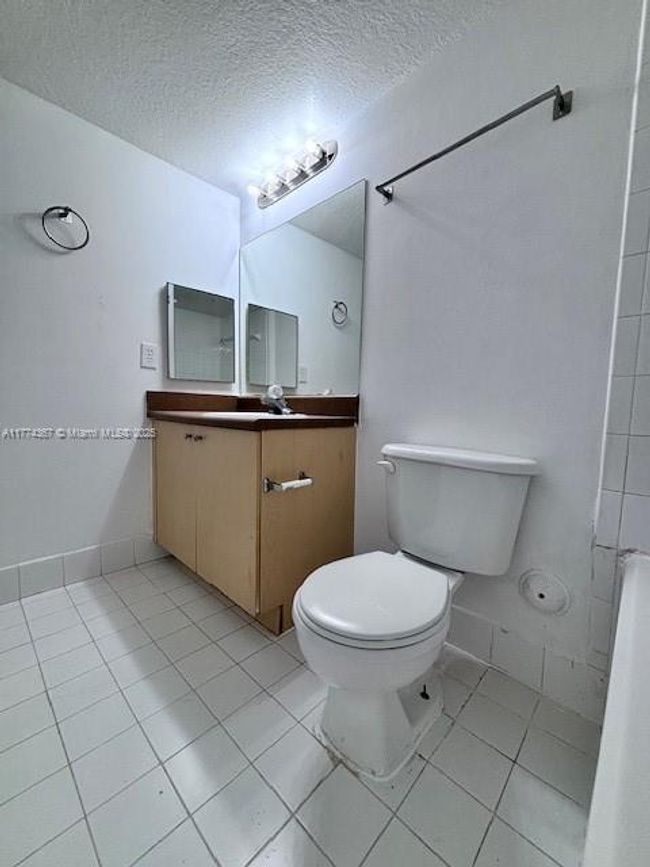 APT-101 - 4190 San Marino Blvd, Condo with 2 bedrooms, 2 bathrooms and null parking in West Palm Beach FL | Image 34