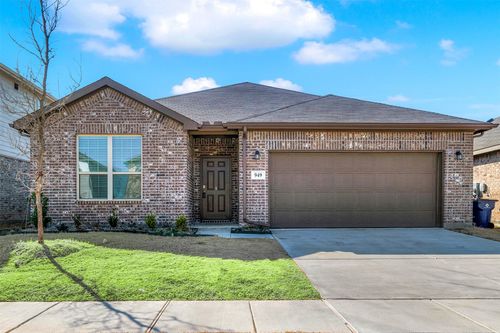 949 Ravenwood Ln, Van Alstyne, TX, 75495-2871 | Card Image