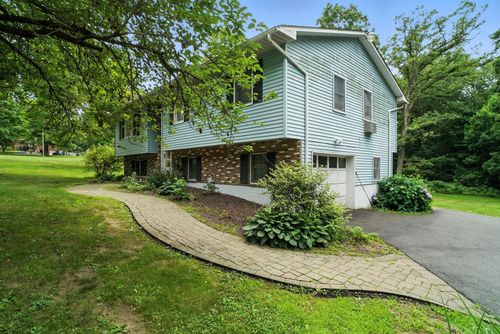 2217 State Route 300, Wallkill, NY, 12589-2977 | Card Image