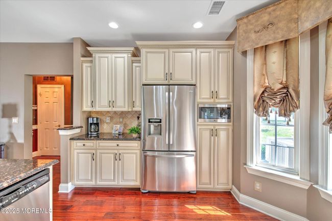 249 Shinnecock Dr, Condo with 3 bedrooms, 3 bathrooms and null parking in Manalapan NJ | Image 19