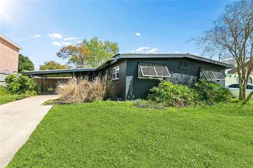 9209 Melrose Ln, River Ridge, LA, 70123-2951 | Card Image