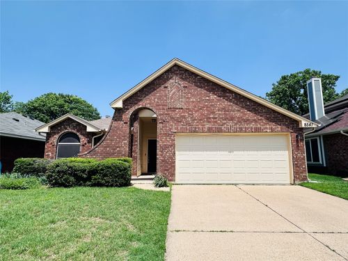 8541 Mystic Trl, Fort Worth, TX, 76118-7492 | Card Image